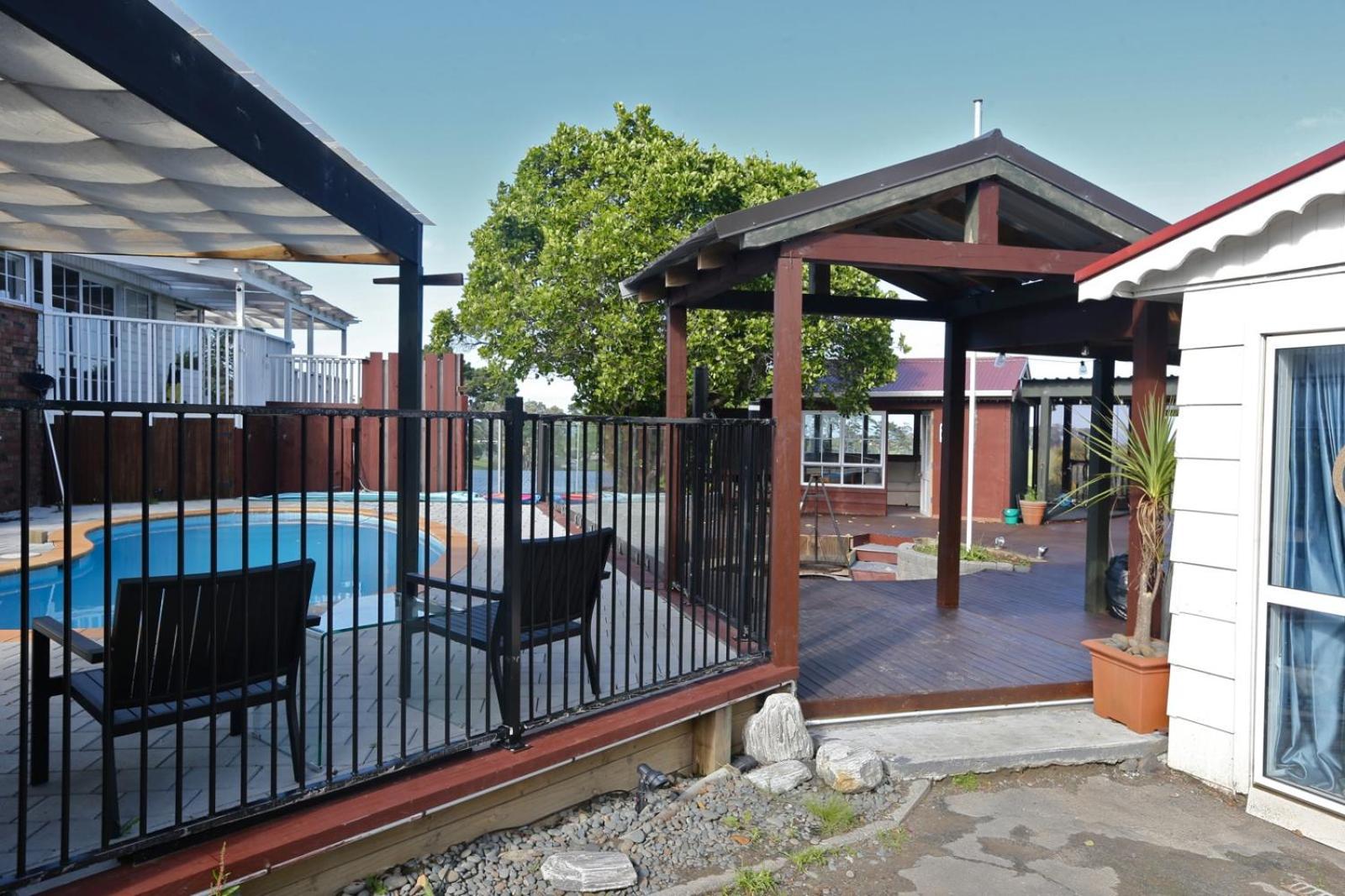 Holiday House In Totara Park Auckland Eksteriør bilde
